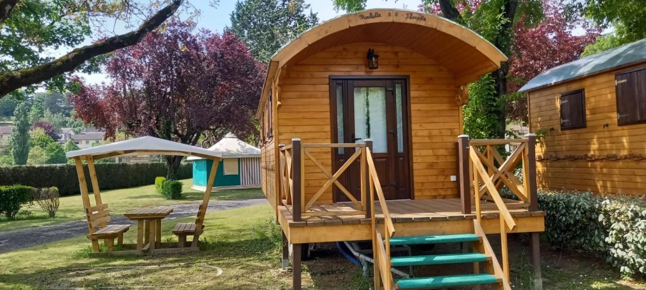 Camping Onlycamp Du Rouergue Вилфранш-дьо-Руерг Екстериор снимка