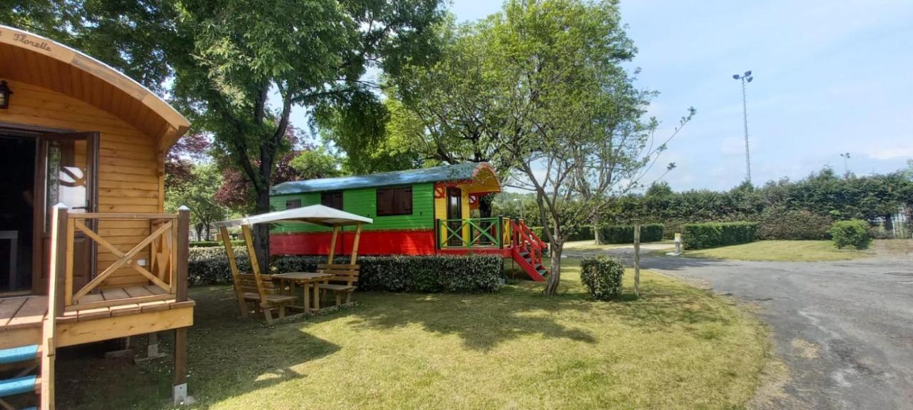 Camping Onlycamp Du Rouergue Вилфранш-дьо-Руерг Екстериор снимка