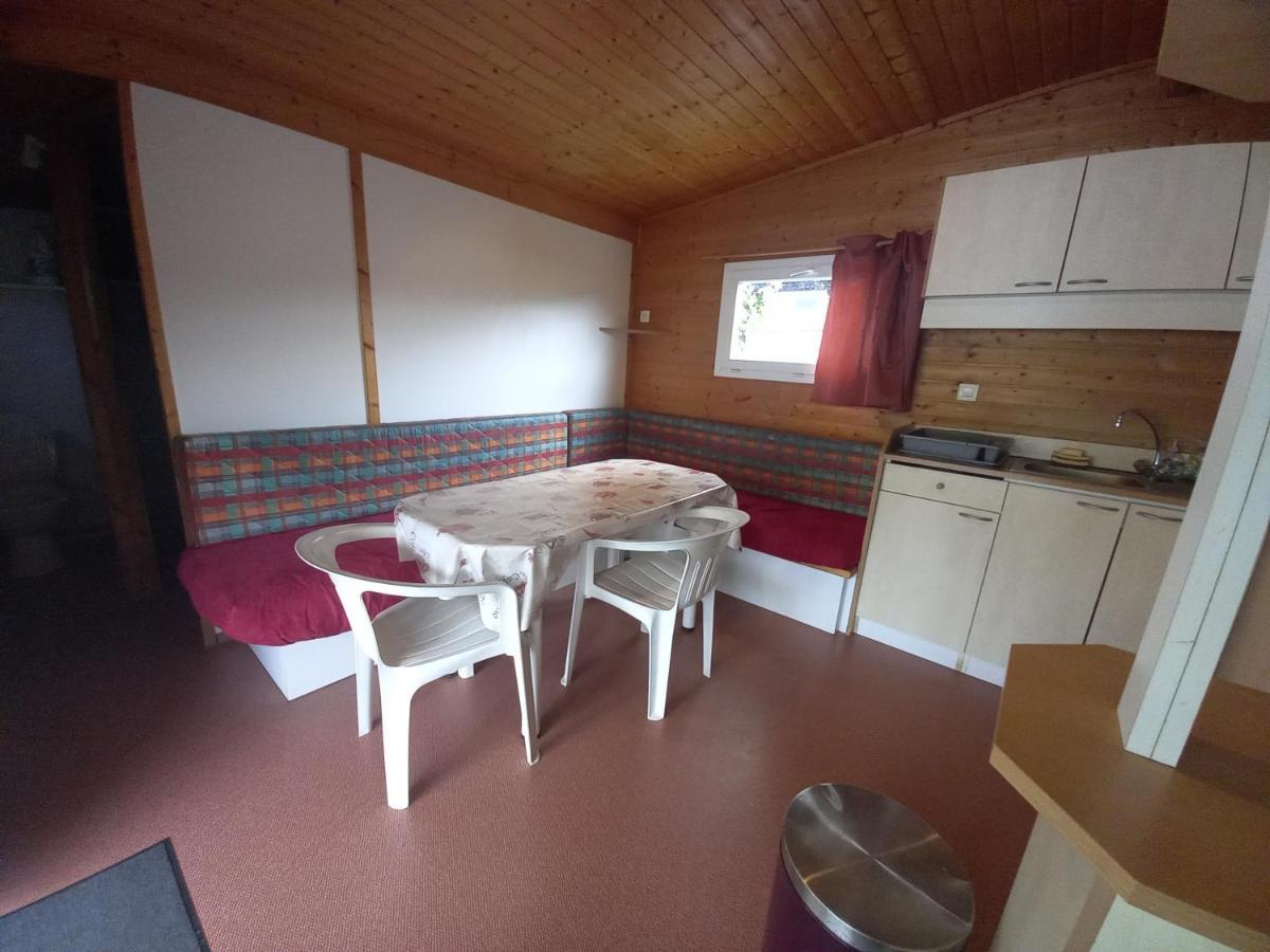 Camping Onlycamp Du Rouergue Вилфранш-дьо-Руерг Екстериор снимка
