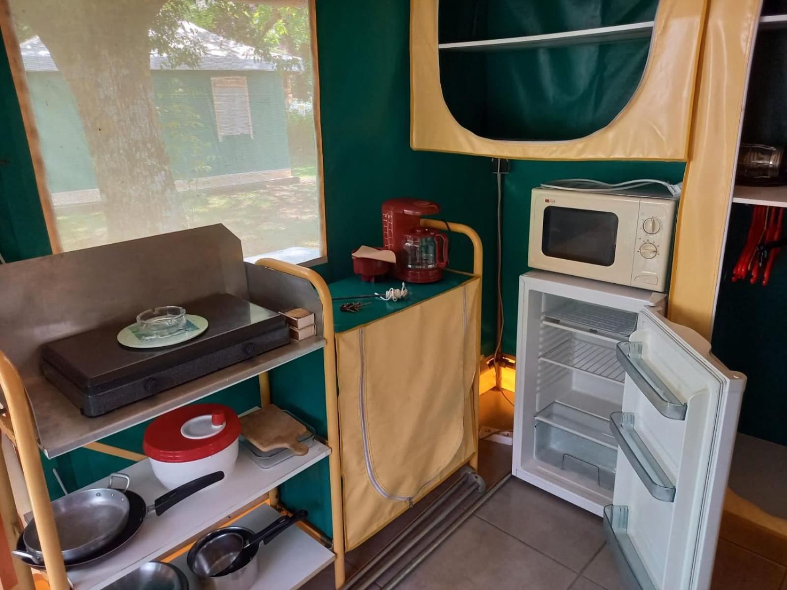 Camping Onlycamp Du Rouergue Вилфранш-дьо-Руерг Екстериор снимка